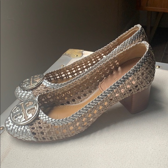 tory burch chelsea woven